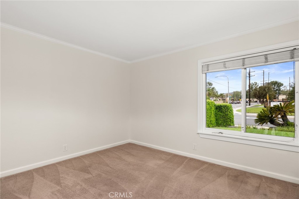 1902 E Eucalyptus Lane