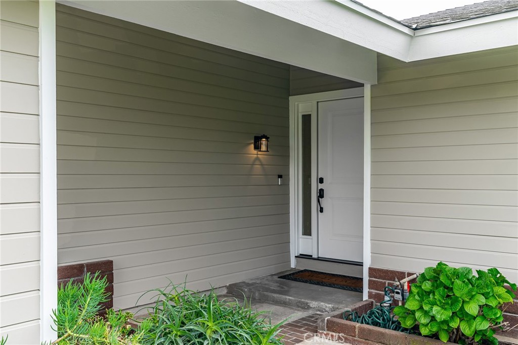 1902 E Eucalyptus Lane