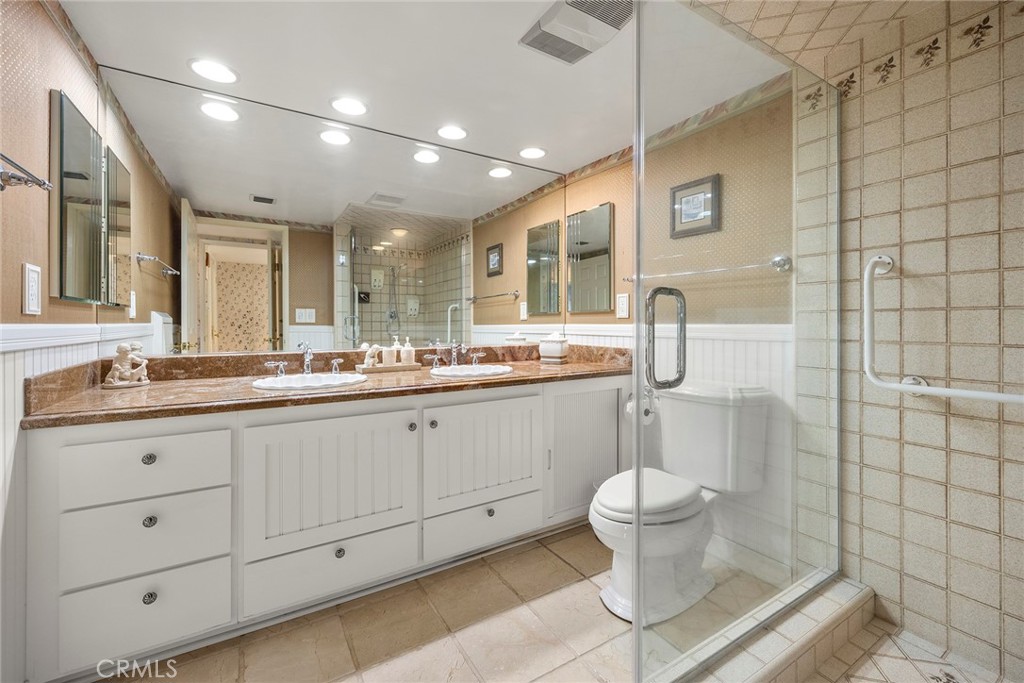 2113 W Chanticleer Road