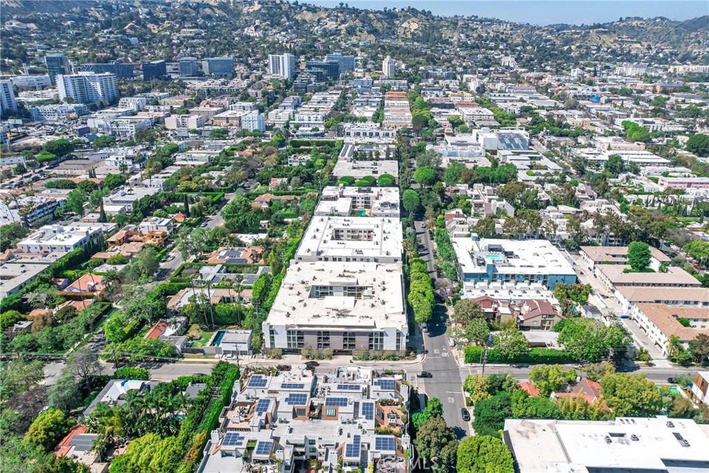 927 N Kings Road 114