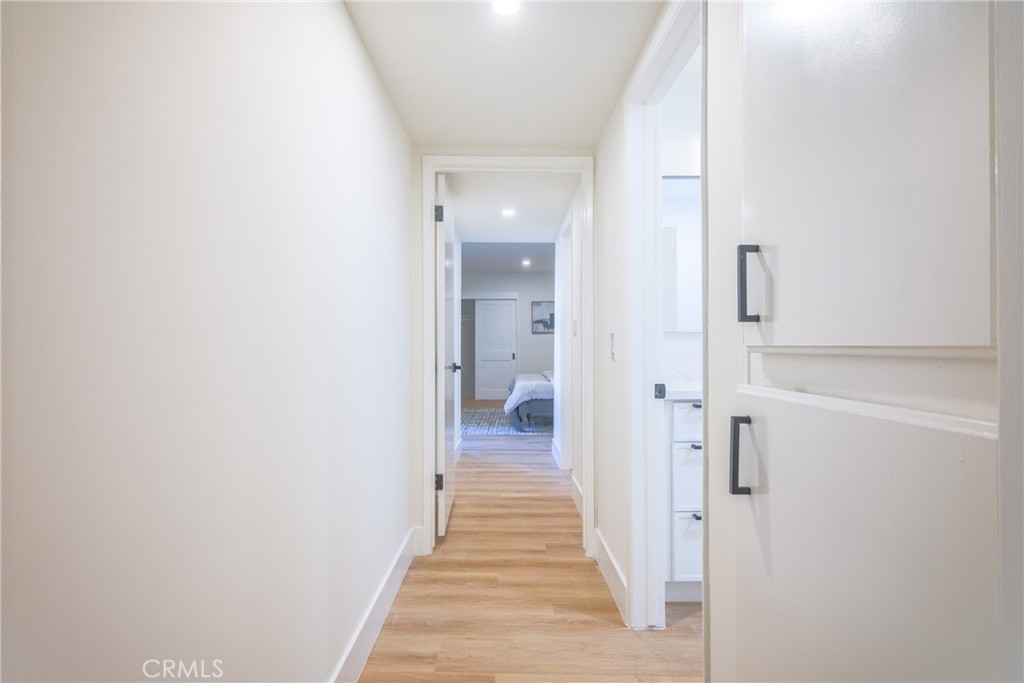 927 N Kings Road 114