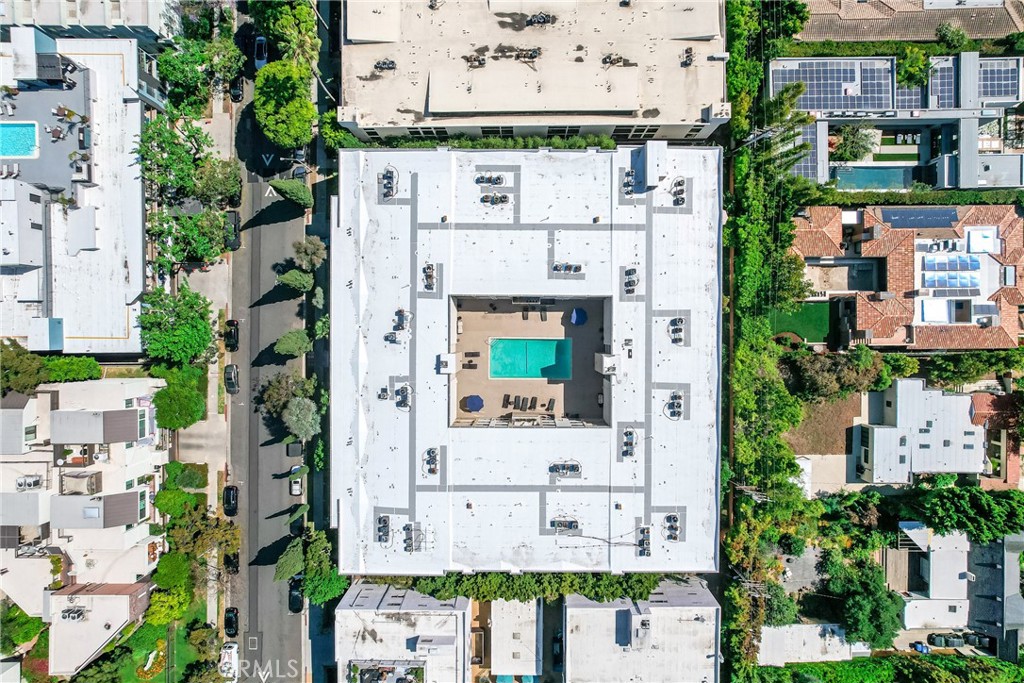 927 N Kings Road 114