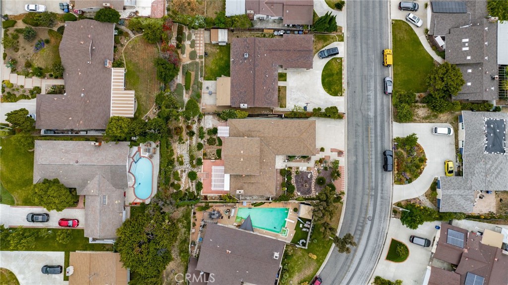 5592 Monticello Avenue