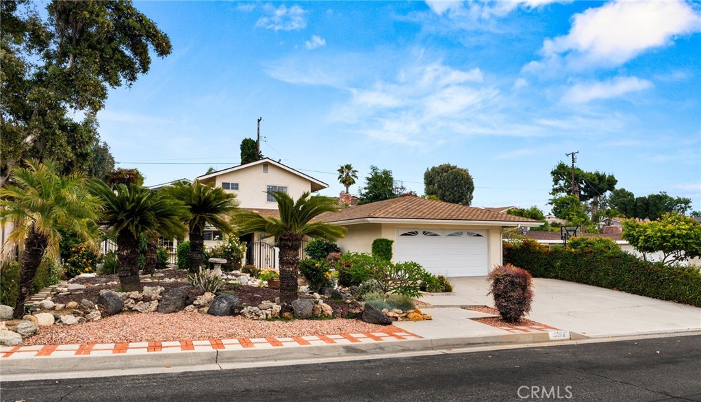 5592 Monticello Avenue