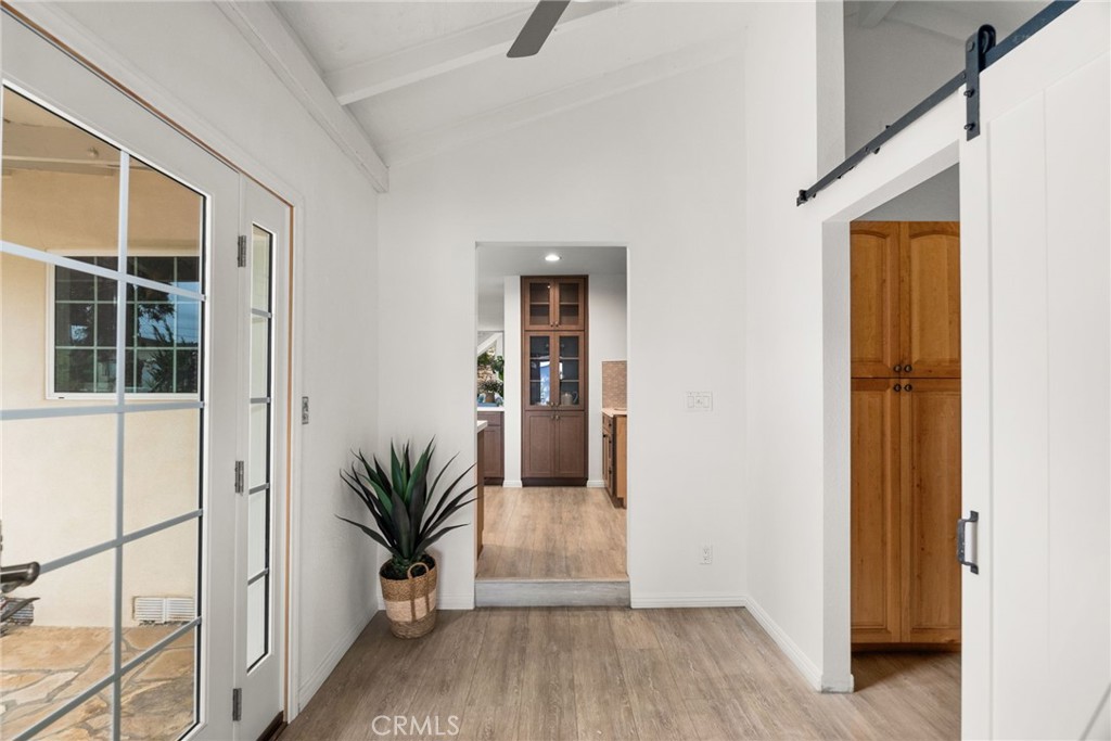 5592 Monticello Avenue