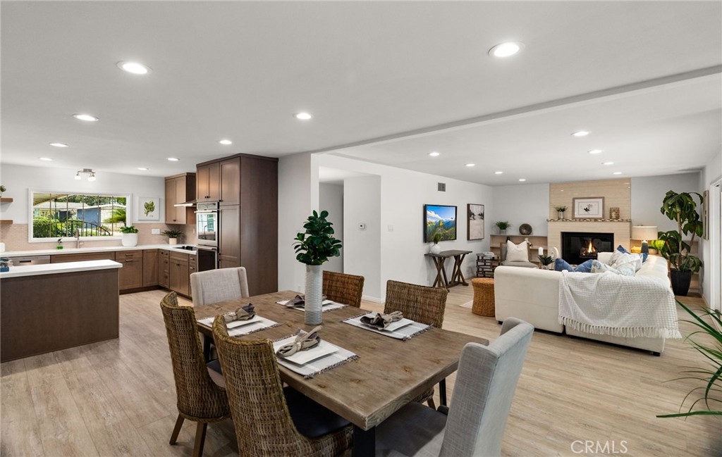 5592 Monticello Avenue