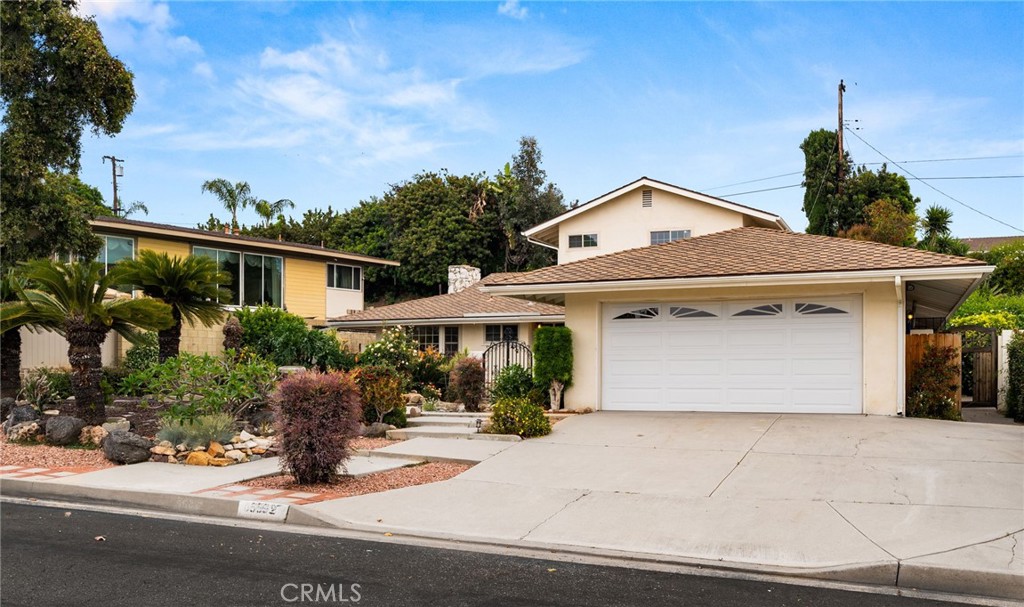 5592 Monticello Avenue