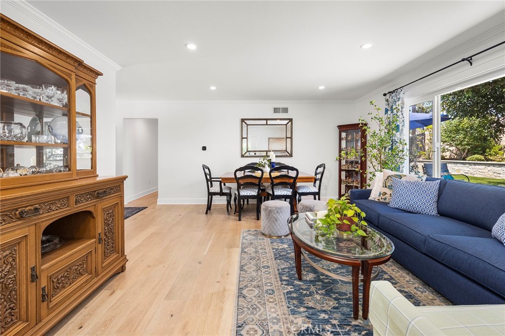 2940 Arlington Avenue