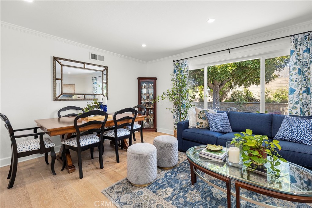 2940 Arlington Avenue