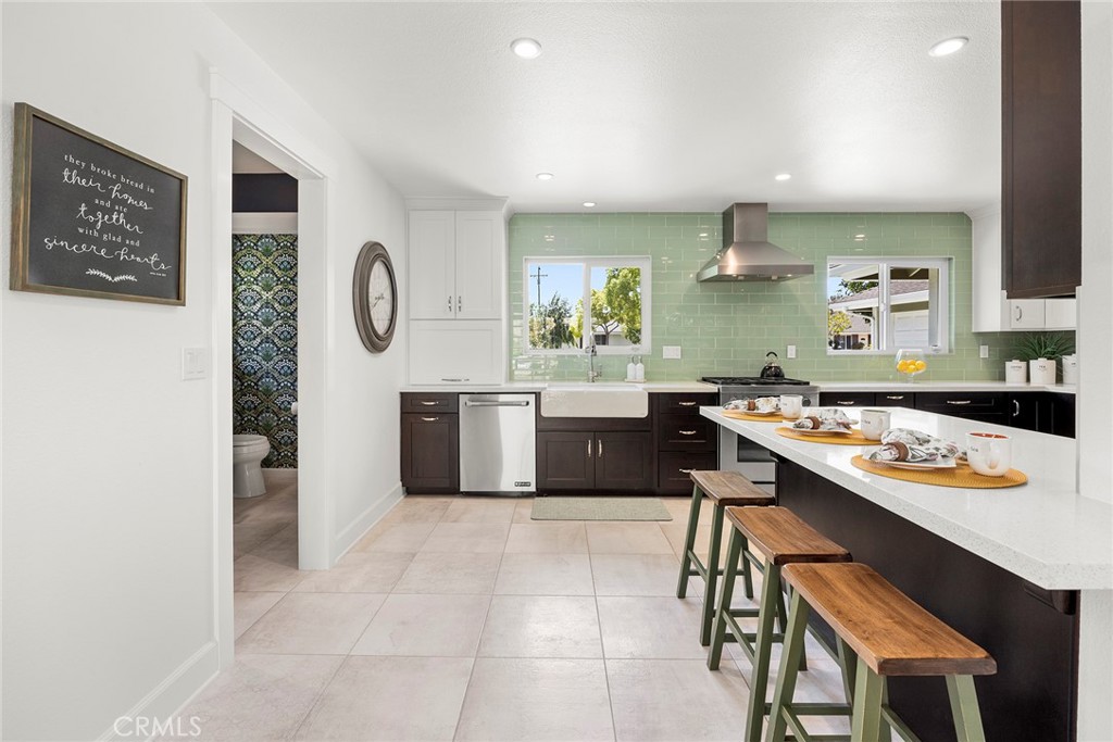 2940 Arlington Avenue