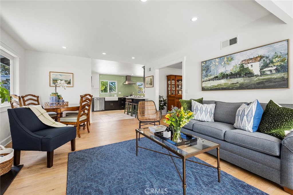 2940 Arlington Avenue