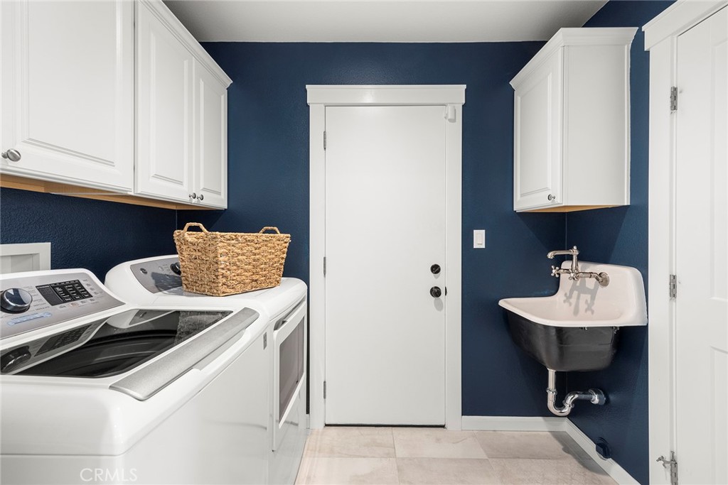 2940 Arlington Avenue