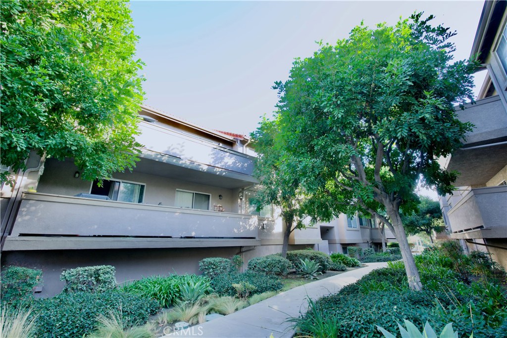 1530 E Spruce Street G