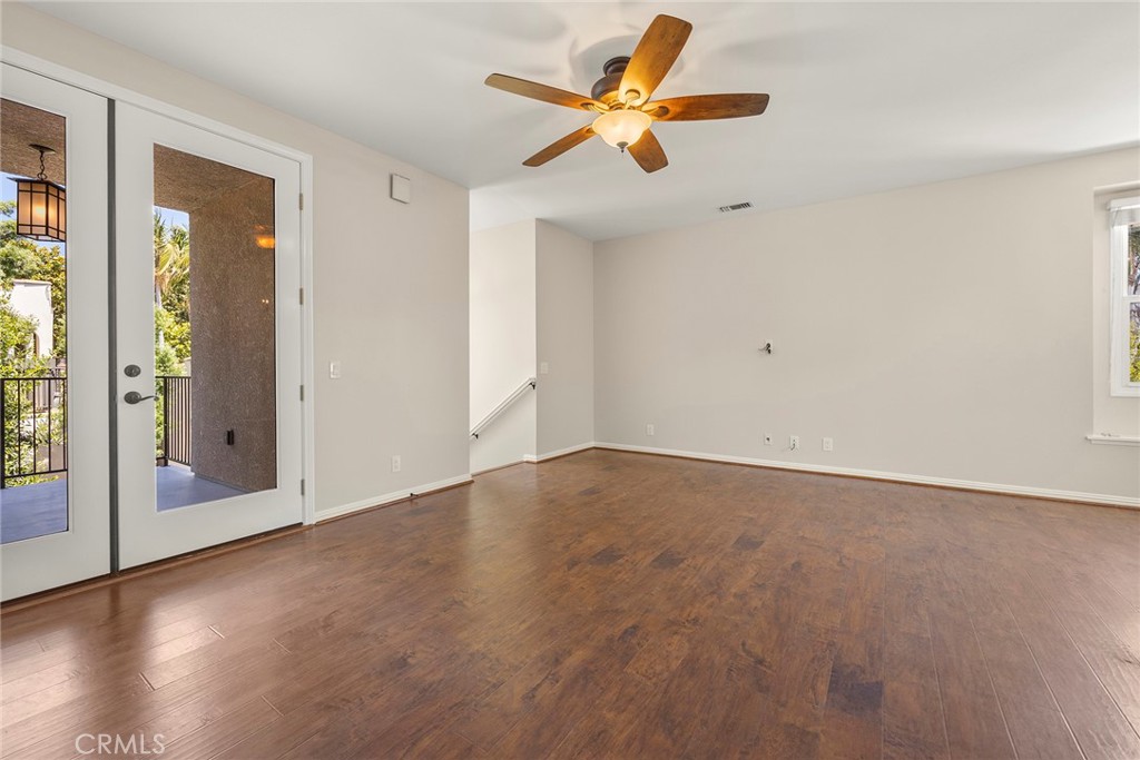 615 E Commonwealth Ave.