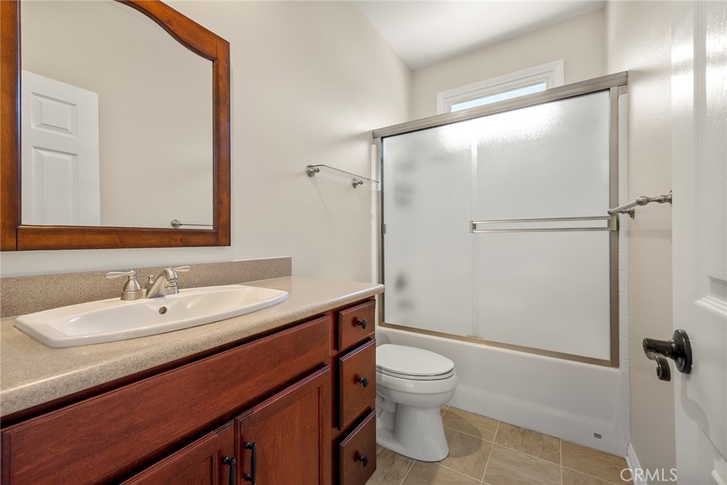 615 E Commonwealth Ave.