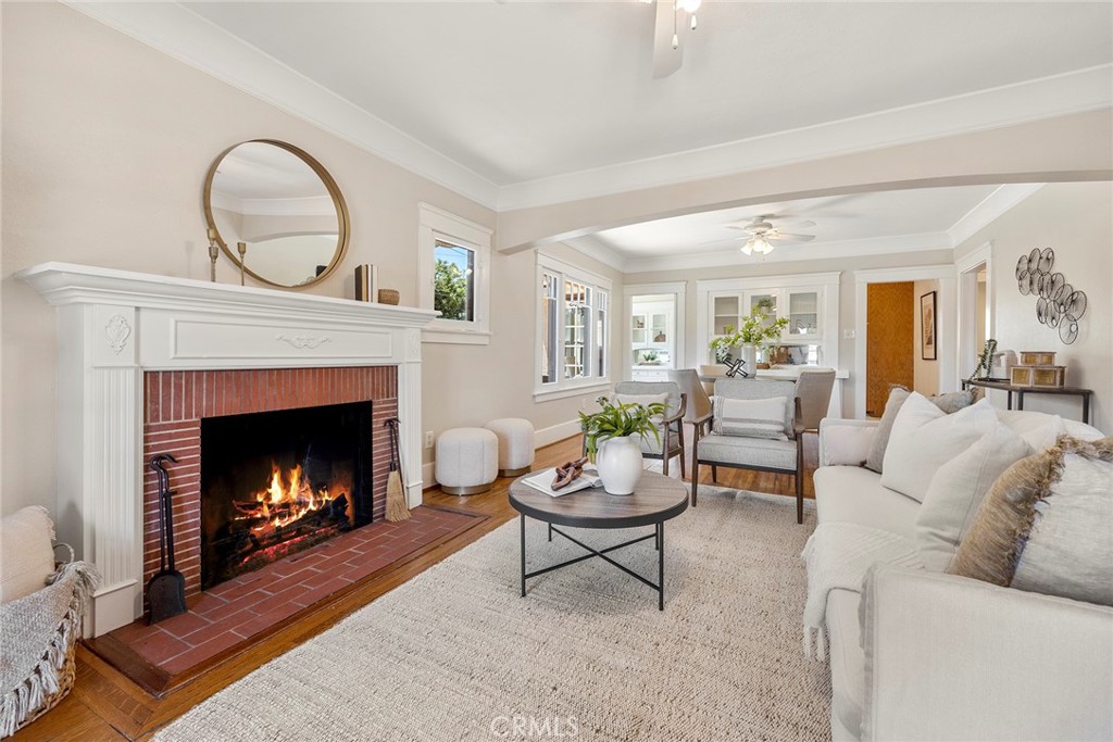 615 E Commonwealth Ave.