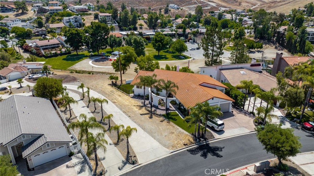 22036 San Joaquin Drive W
