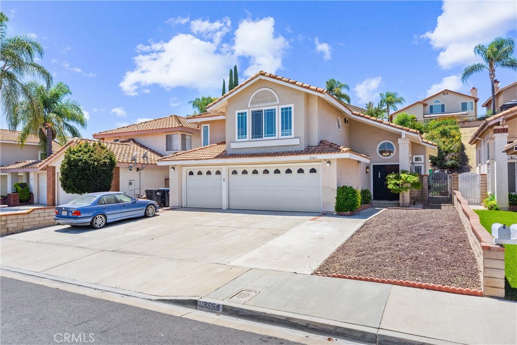 13564 Anochecer Avenue