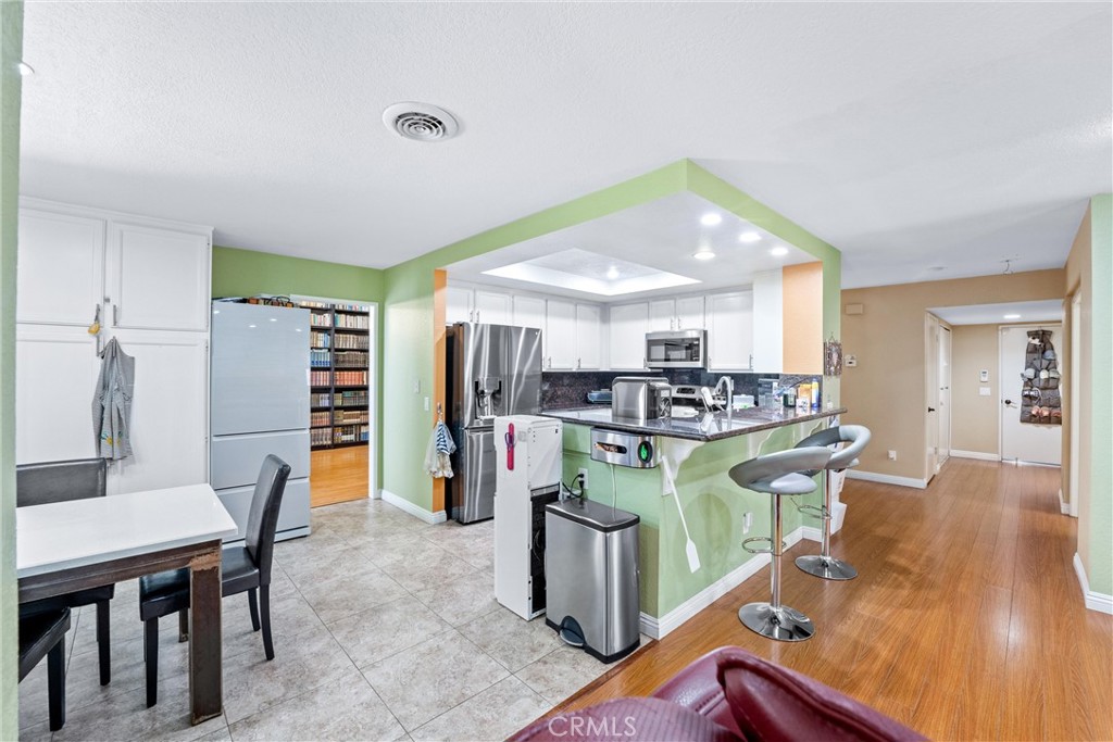 13564 Anochecer Avenue