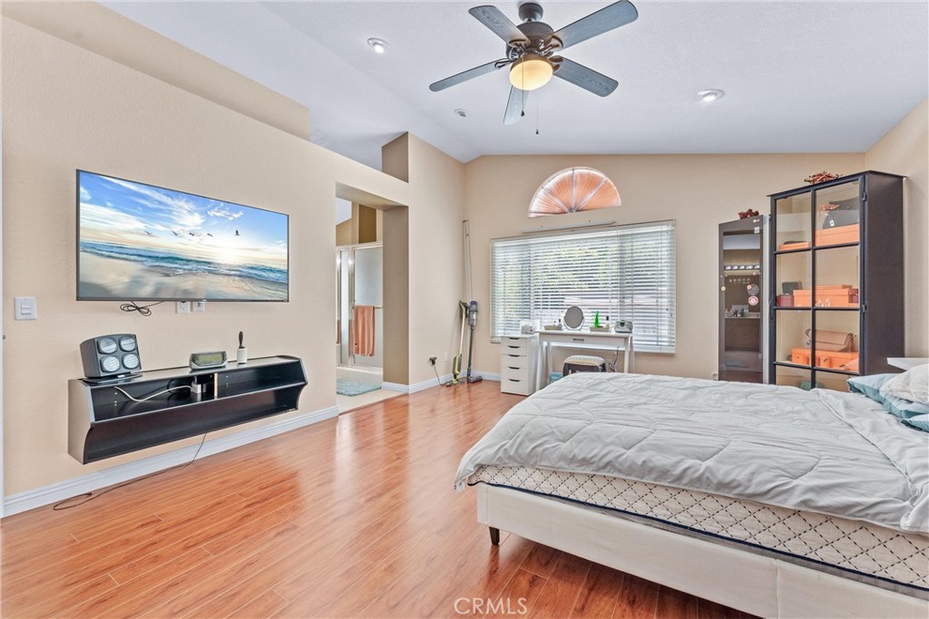 13564 Anochecer Avenue