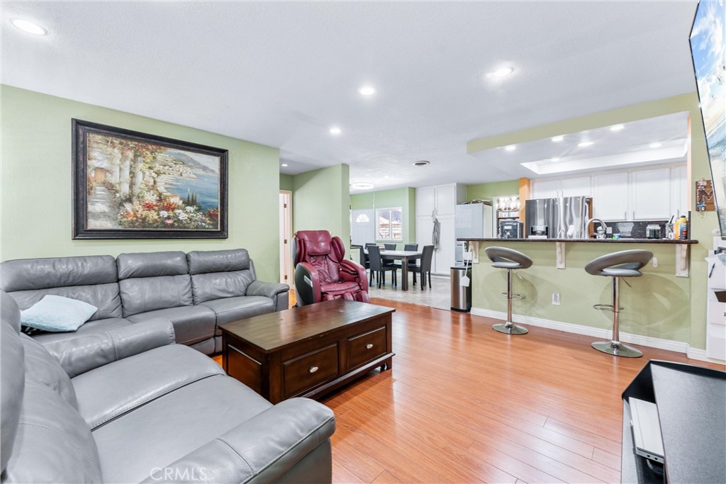 13564 Anochecer Avenue