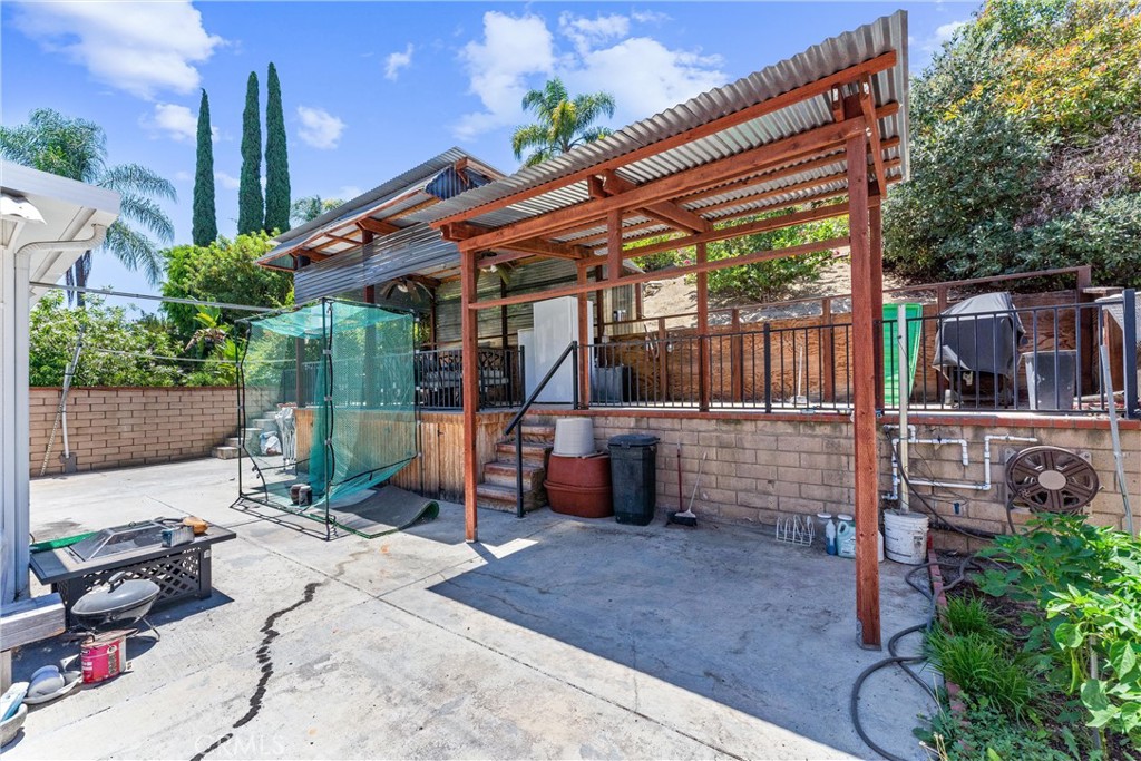 13564 Anochecer Avenue