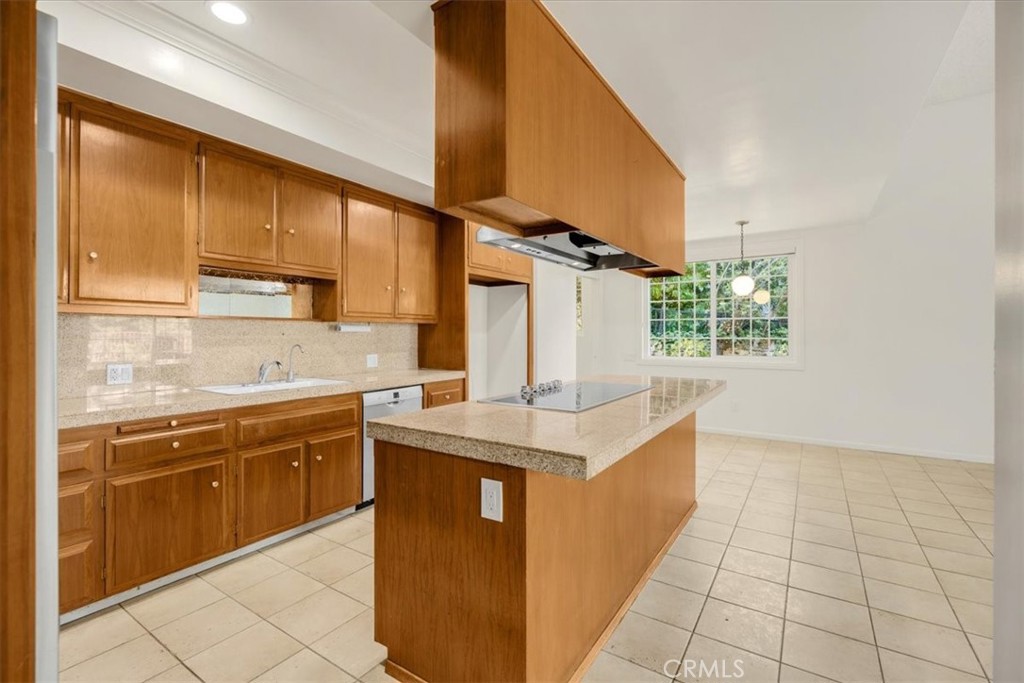 5833 Briartree Drive