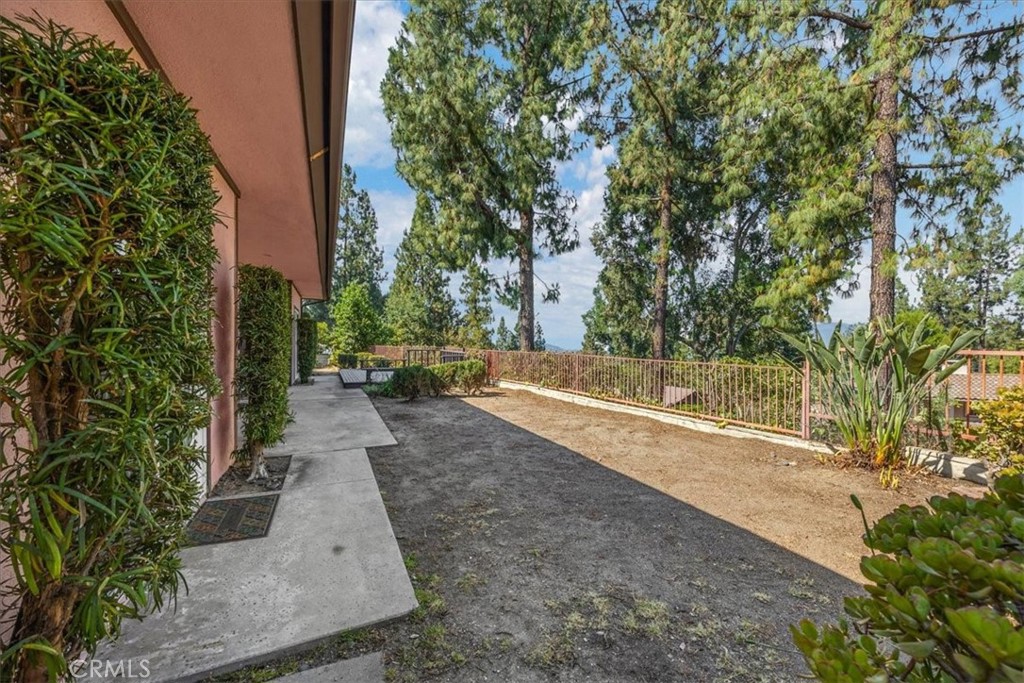 5833 Briartree Drive