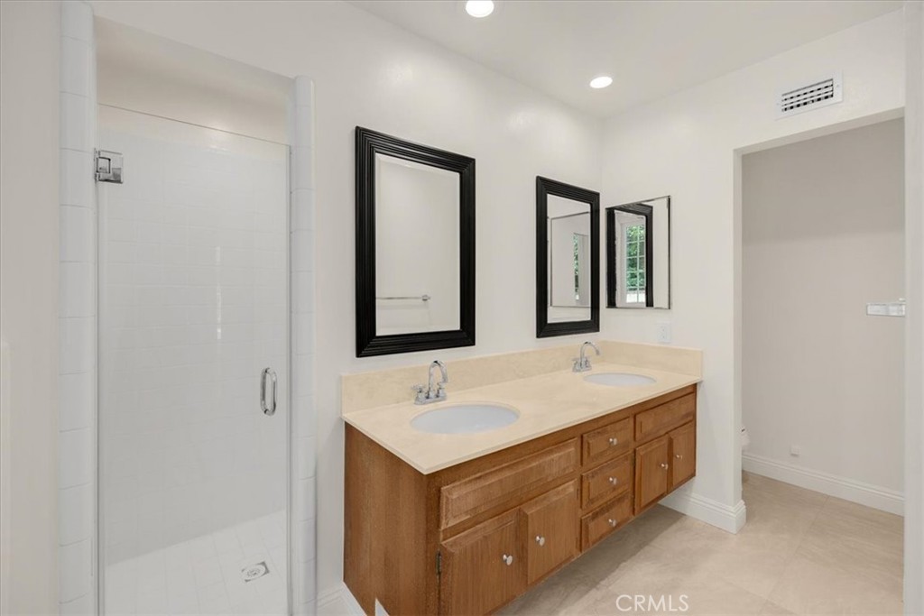 5833 Briartree Drive