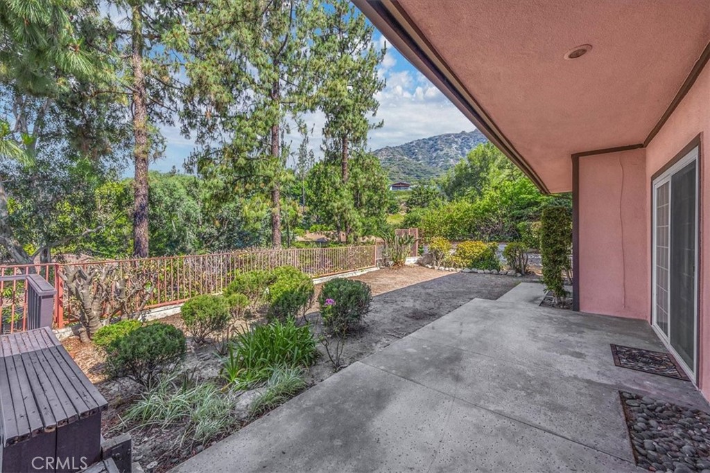 5833 Briartree Drive