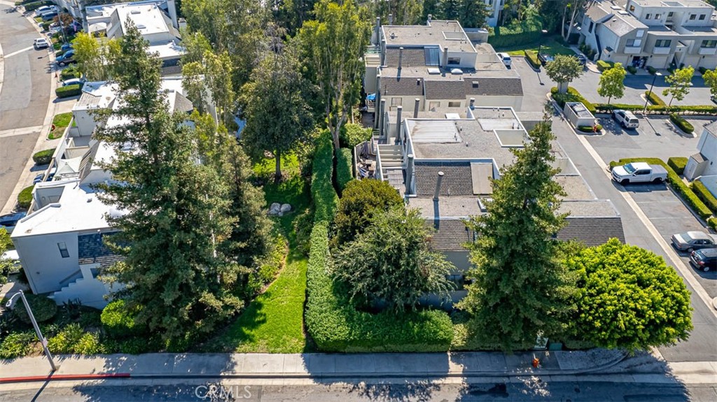 5744 E Creekside Avenue 60