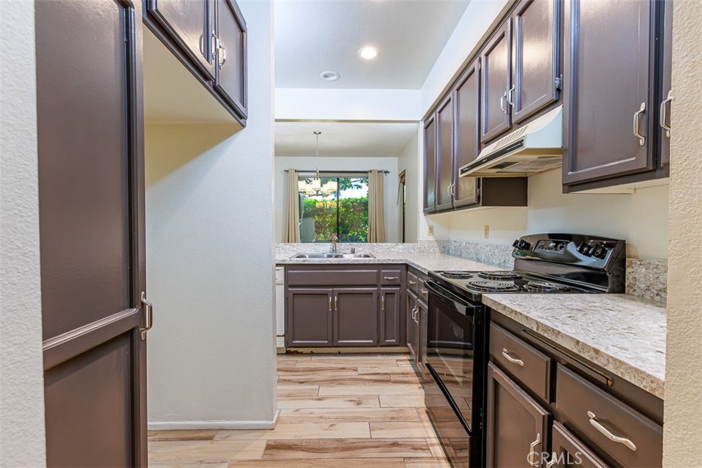 5744 E Creekside Avenue 60