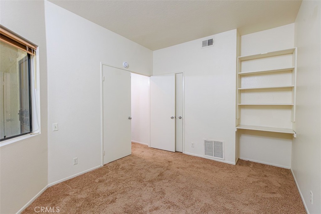 5744 E Creekside Avenue 60