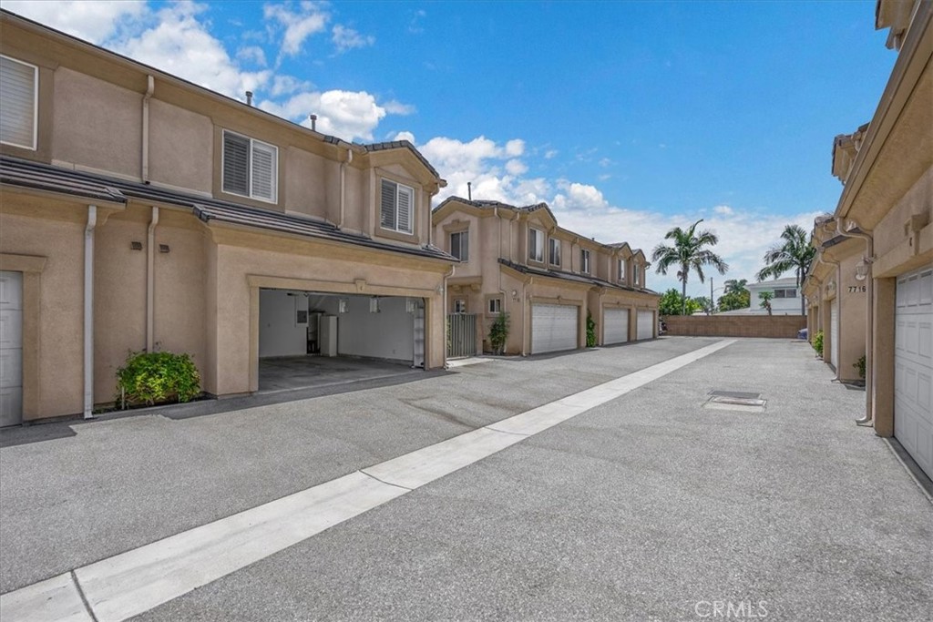 7722 Stewart And Gray Road C