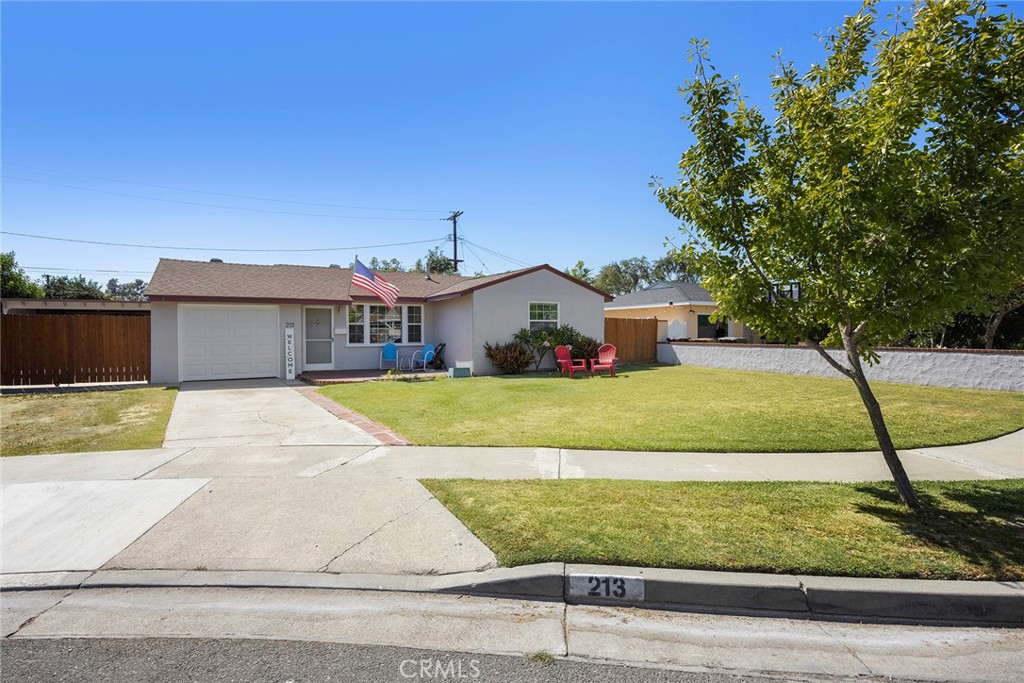 213 S Courtney Place