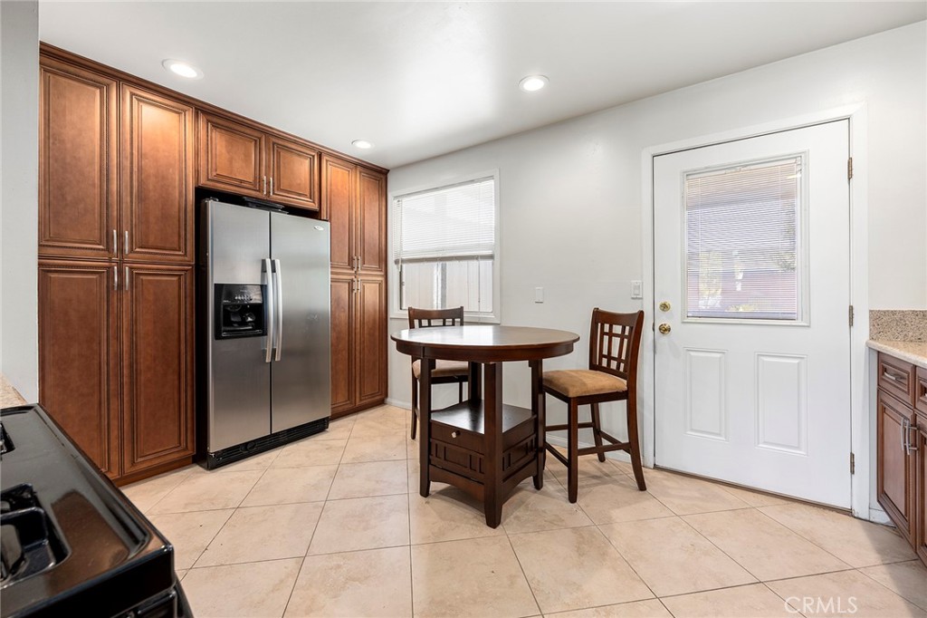 213 S Courtney Place