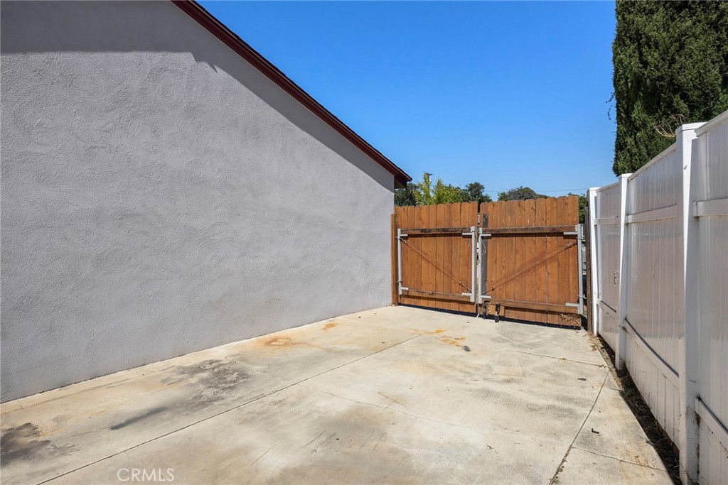213 S Courtney Place