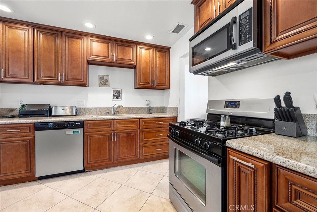 213 S Courtney Place