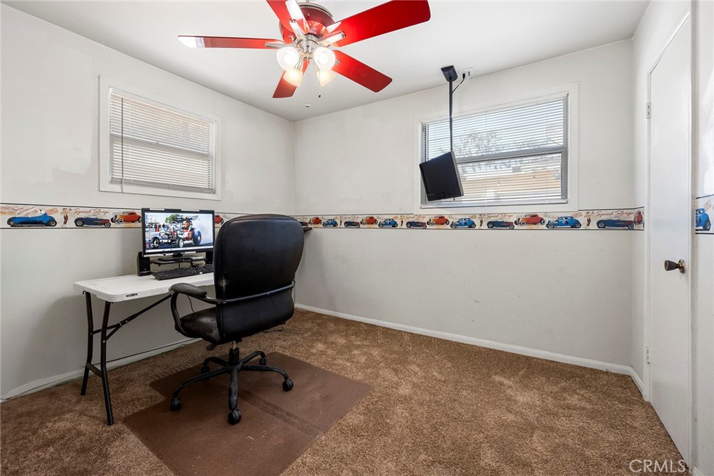 213 S Courtney Place