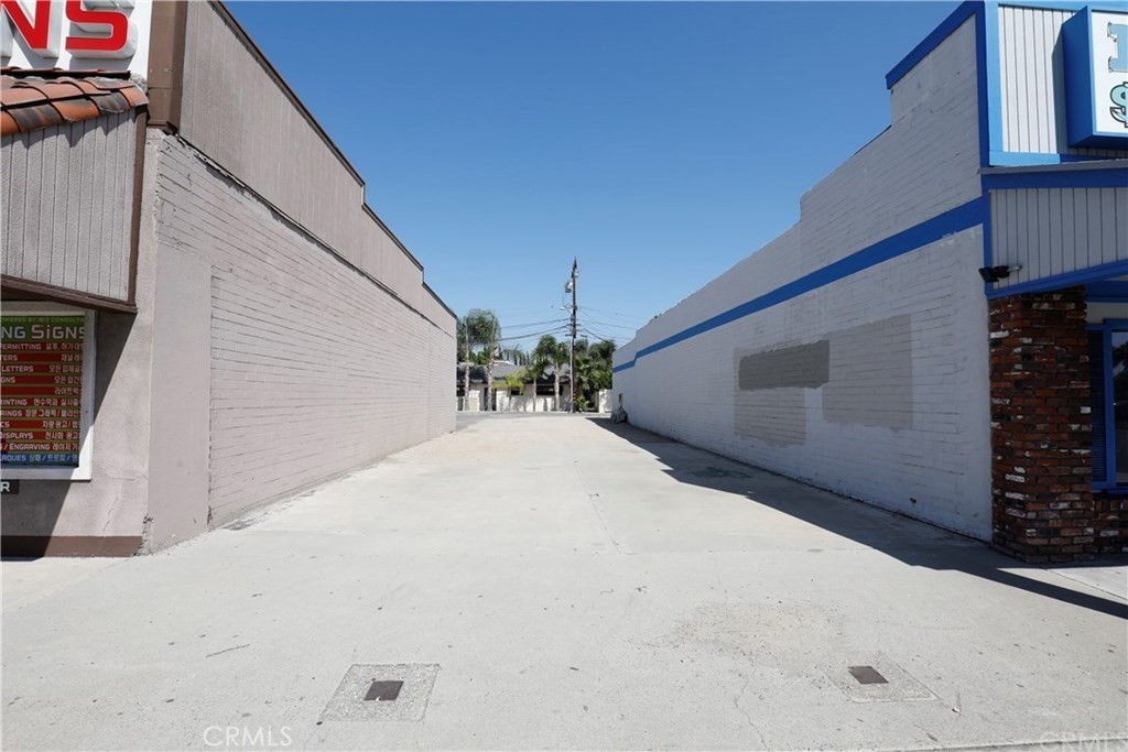 6296 Beach Boulevard