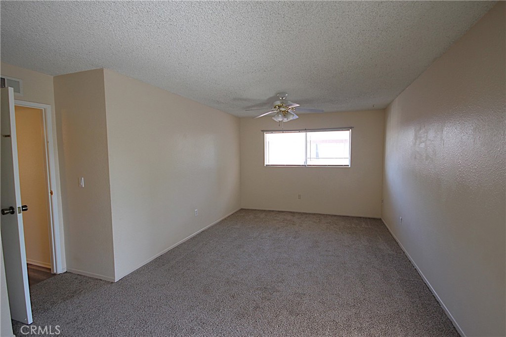 418 E Blueridge Avenue 420