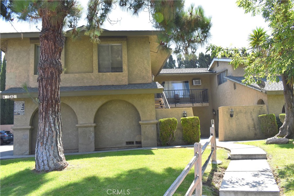 418 E Blueridge Avenue 420