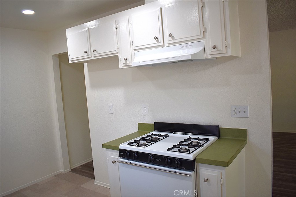 418 E Blueridge Avenue 420