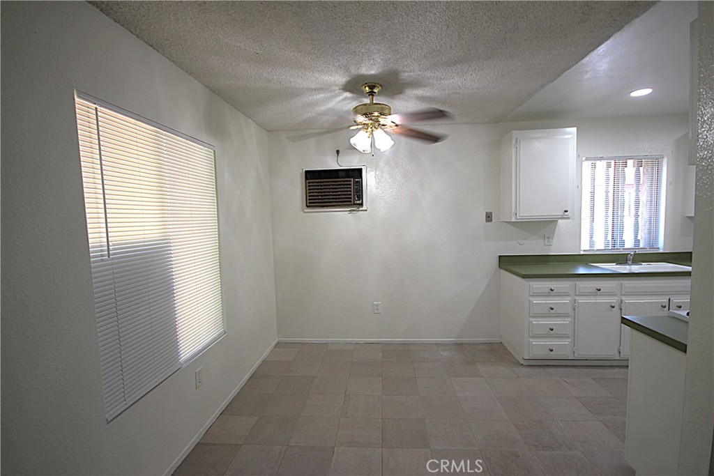 418 E Blueridge Avenue 420