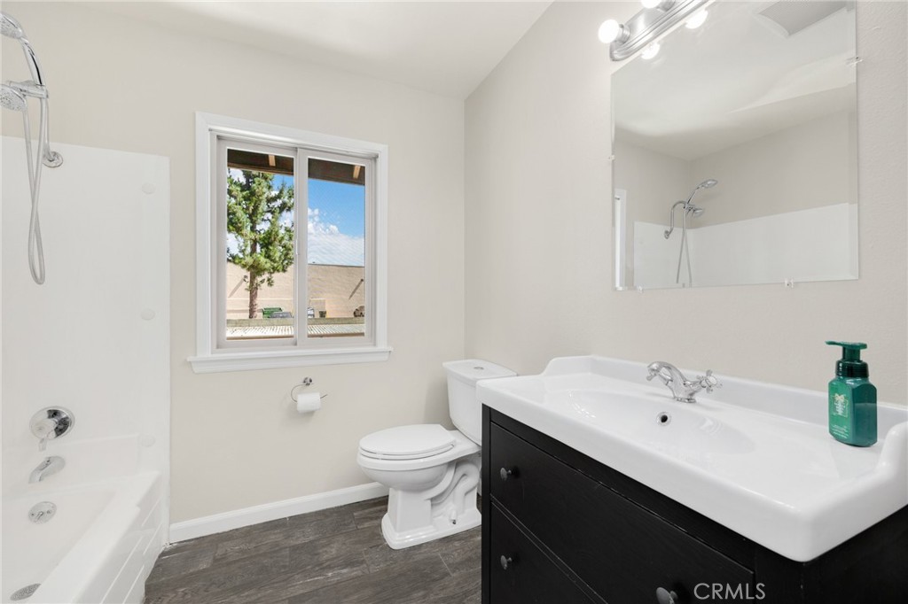 207 Southampton Way 76