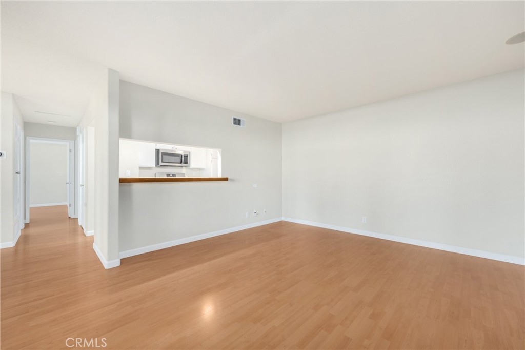 207 Southampton Way 76