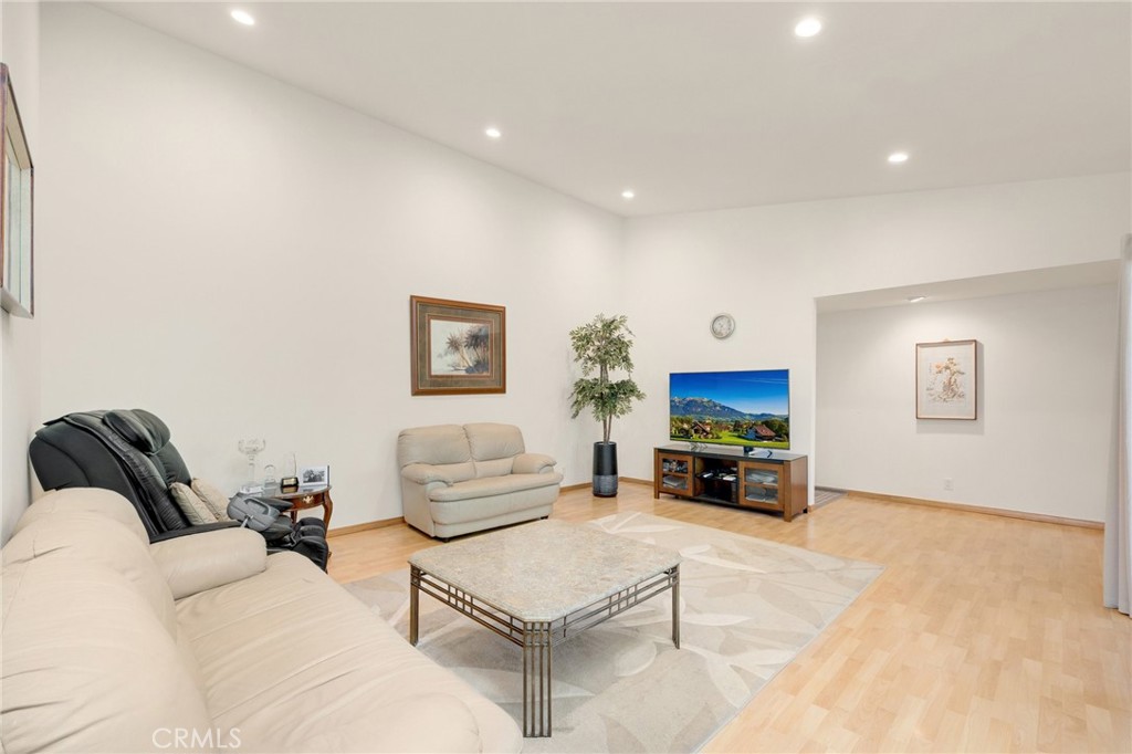 13405 Avenida Santa Tecla 212E