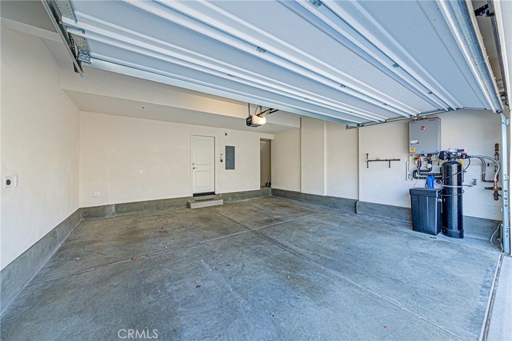 840 Arletta Way