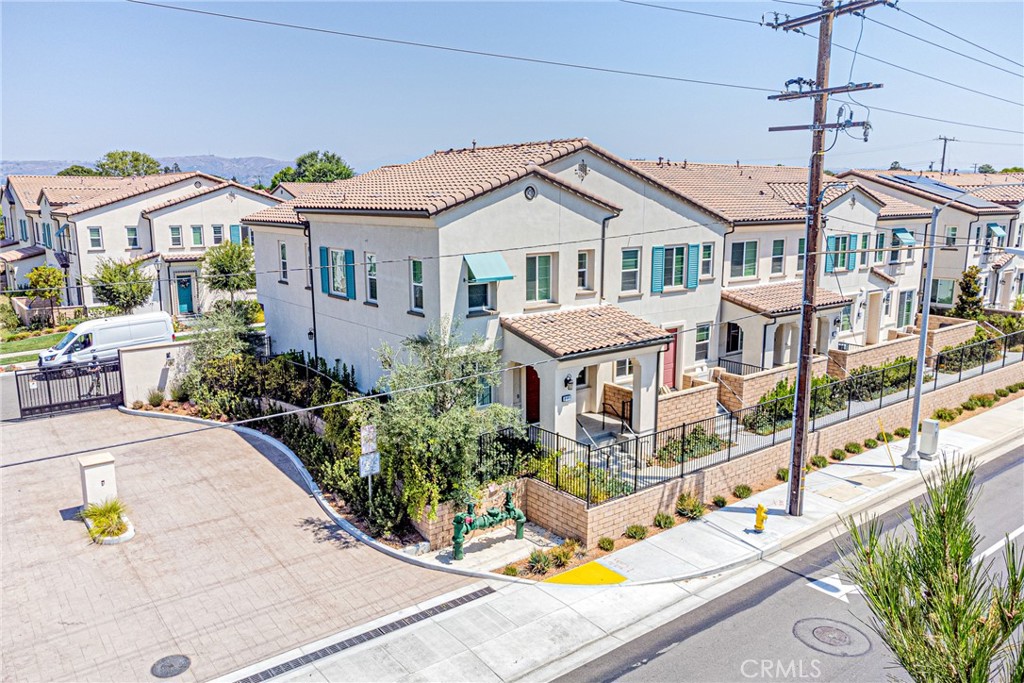 840 Arletta Way