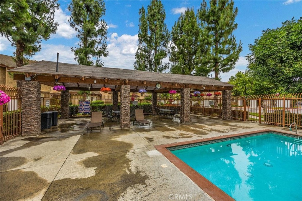 3513 Wildwood Street